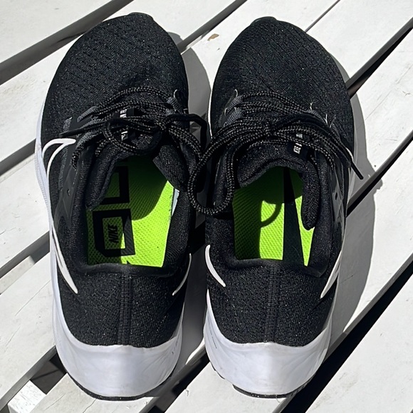 ☀️Nike Pegasus 38 Size 7.5 Black & White - Picture 2 of 6